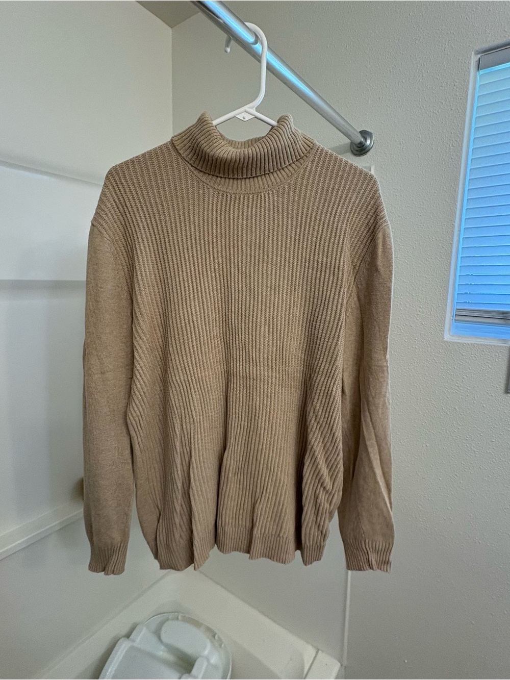Men’s turtleneck sweater